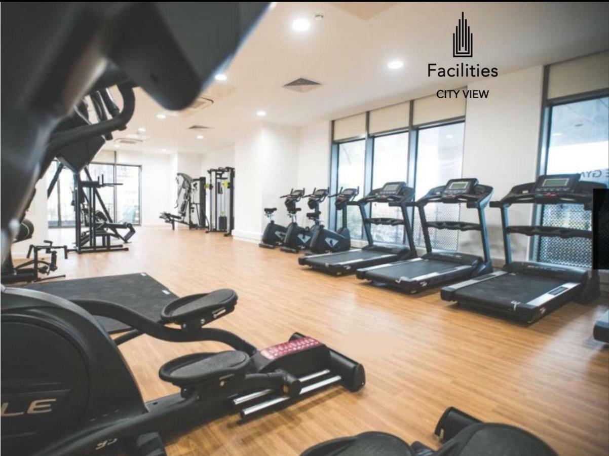Studio Apartments Free Street Parking Subject To Availability مانشستر المظهر الخارجي الصورة